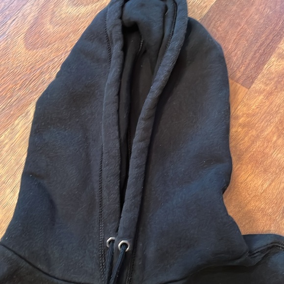 EUC Nike Iowa Hawkeye black hoodie - Picture 4 of 13